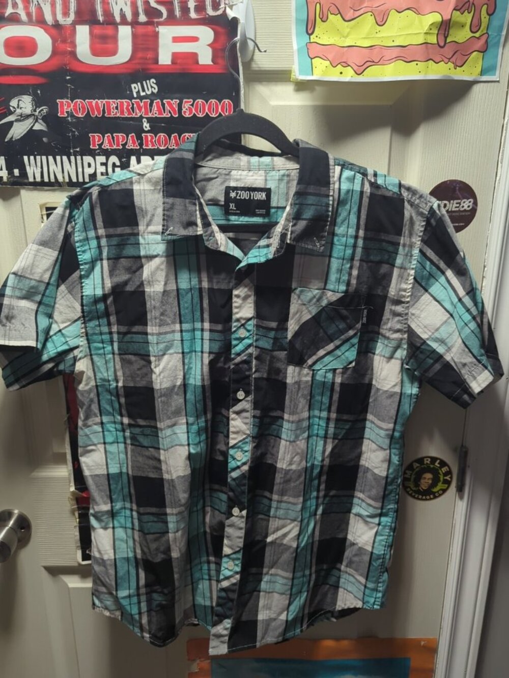 Zoo York Short Sleeve Button-up Plaid Pattern Size XL Blue